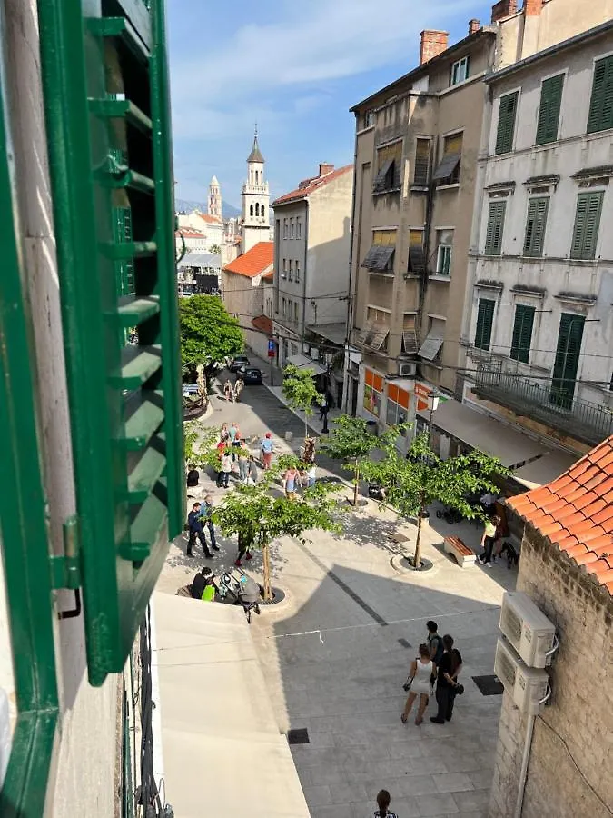 Devivi Apartments Split Croacia