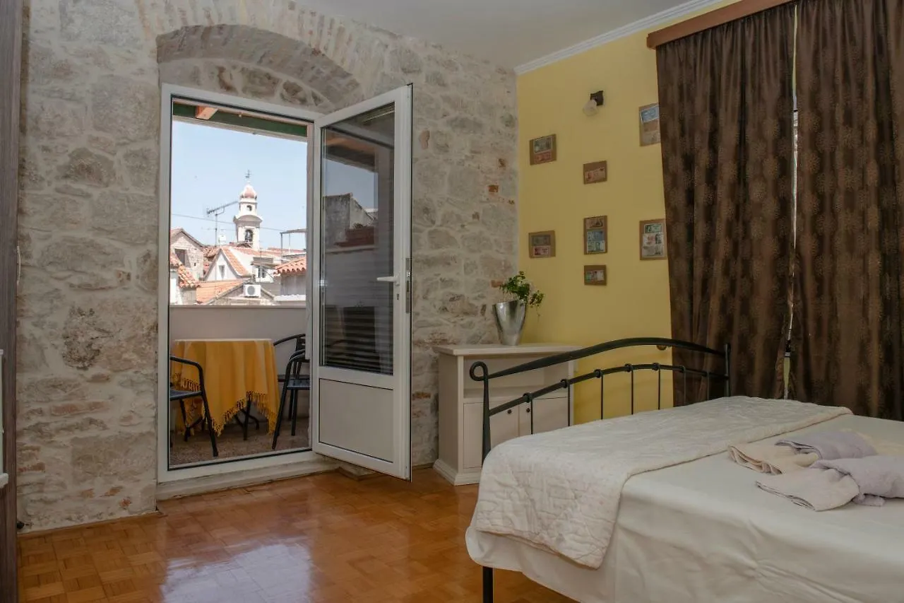 Devivi Apartments Split