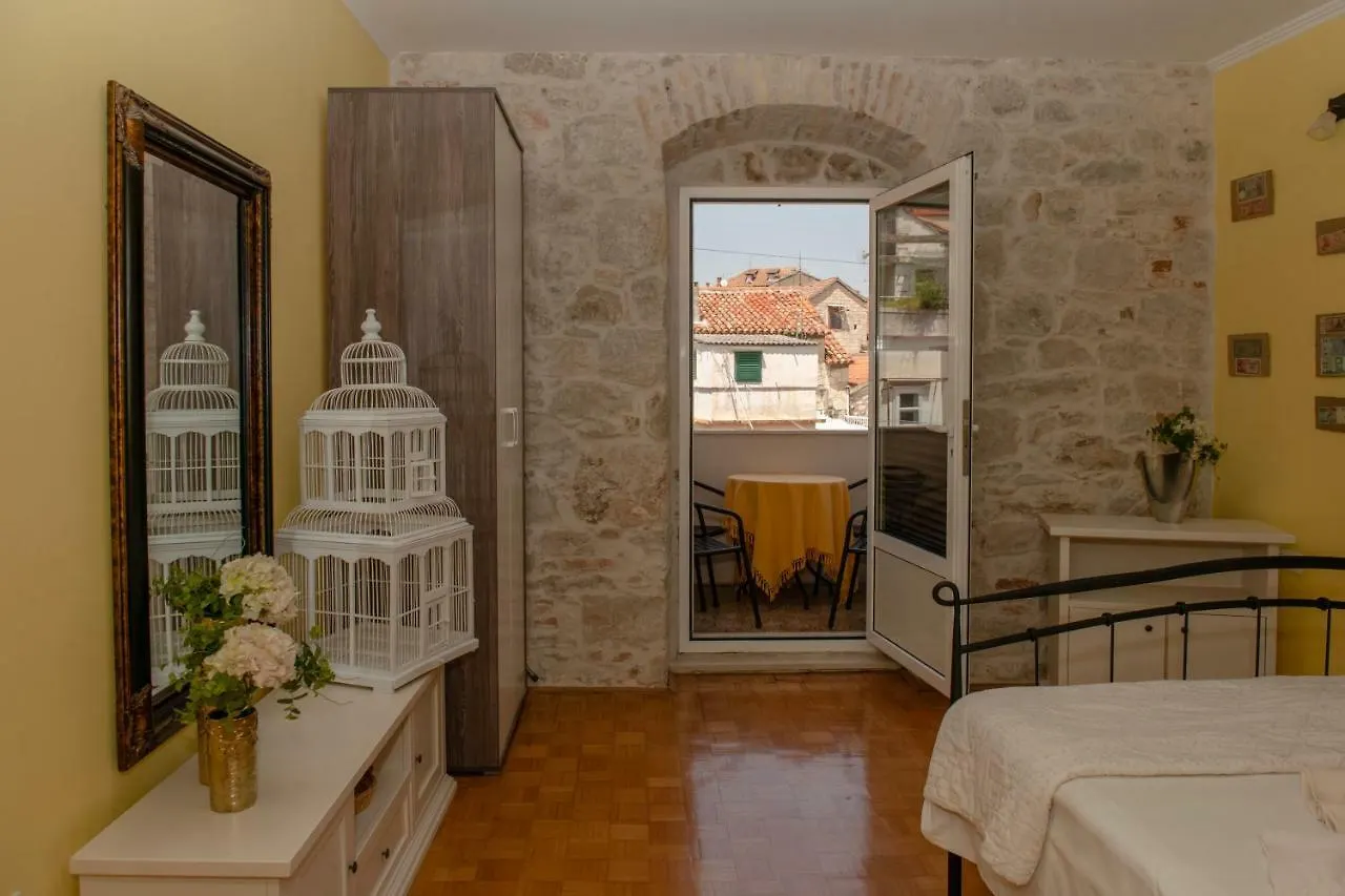 Devivi Apartments Split Croacia